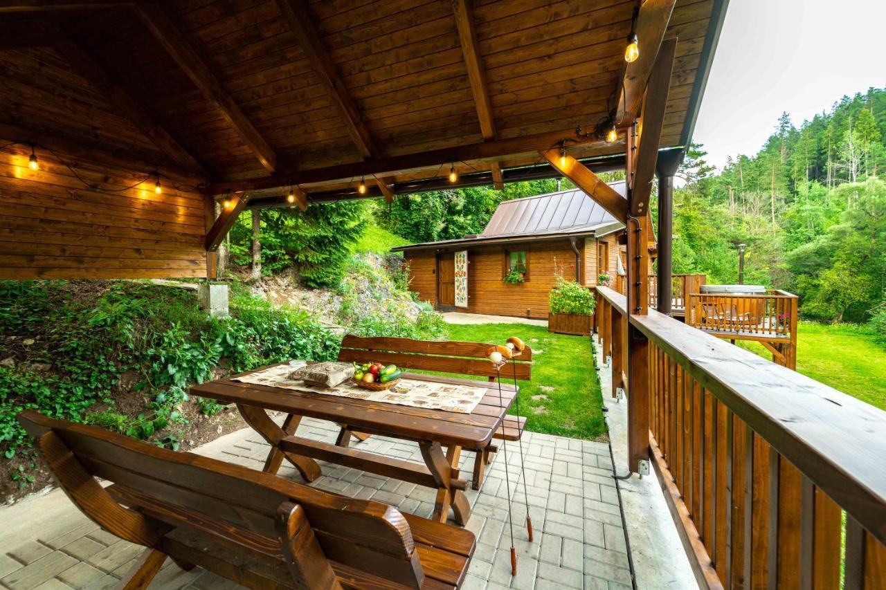 Sovia Wellness Chata S Jacuzzi Kadou A Saunou, Cingov Smizany Luaran gambar