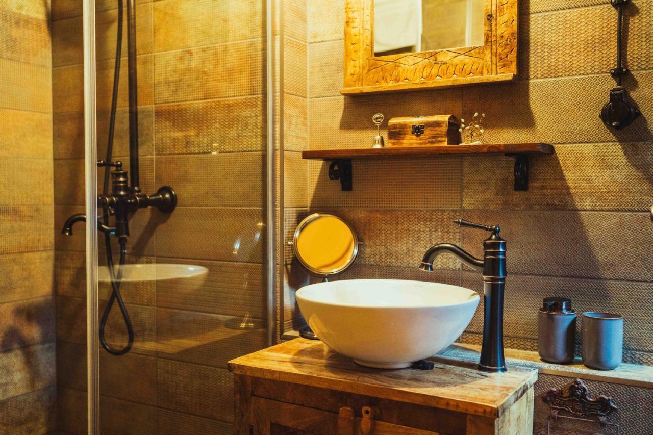 Sovia Wellness Chata S Jacuzzi Kadou A Saunou, Cingov Smizany Luaran gambar